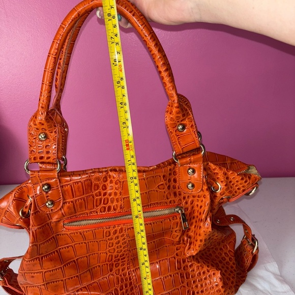 Array Orange Shoulder Bag with Textured Design - Picture 8 of 16